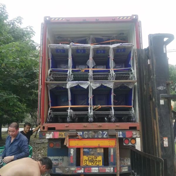 пластиковая корзина зеленого цвета OEM колес корзин 4 вагонетки 200L