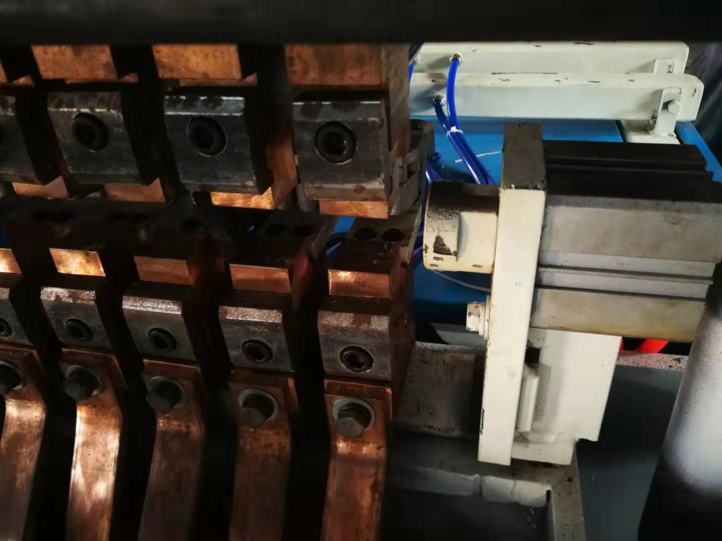 Сварочный аппарат сетки арматуры экрана касания 15KW GWC 2500D
