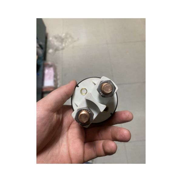 Shacman X3000 Power Master Switch Battery Disconnect Gate Knife Gate Switch Year 2012-