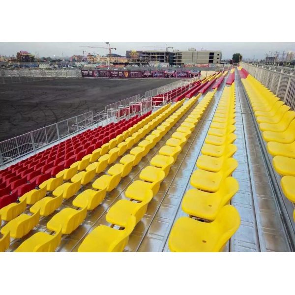 L'allocation des places provisoire extérieure démontable de tribune pour les