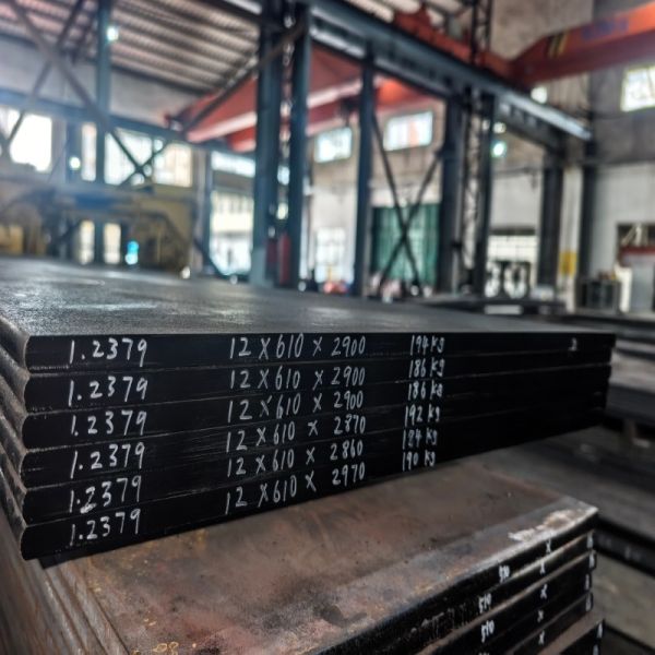 Cold Work Tool Steel Round Bar with R Dia 8-800, 3000-6000mm Length and 7.85 g/cm3 Density