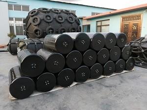 A espuma customizável encheu para-choques com a camada exterior de Polyurea da categoria militar