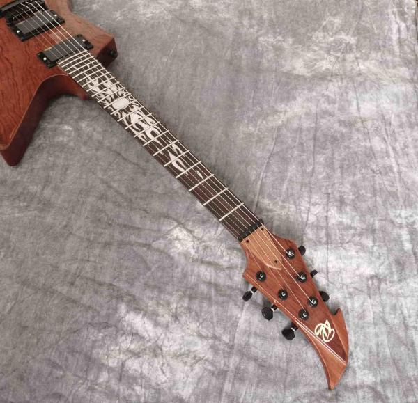 Rosewood Fingerboard Sun Inlays Fingerboard Electric Guitar in Brown with Black Hardware