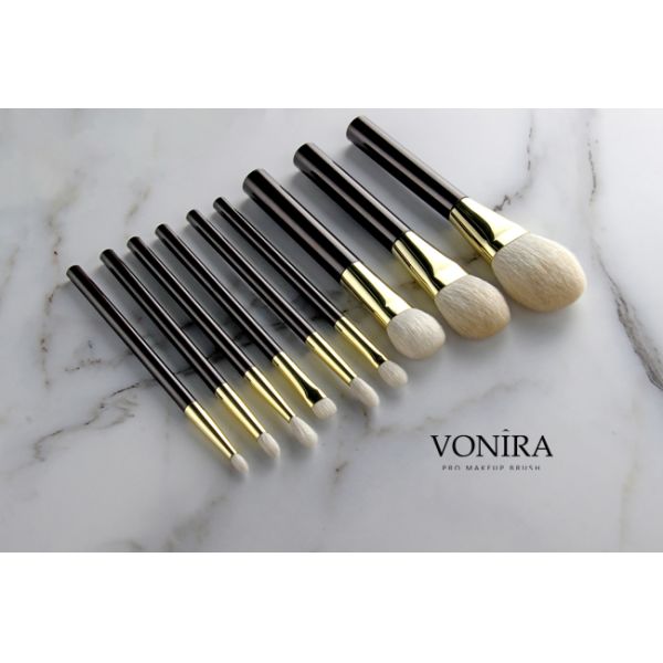 Vonira Beauty Luxury Professional Makeup Brush Set With Brass Ferrule