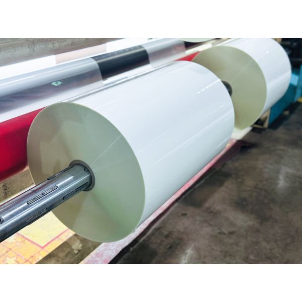 Metalized PET Film with 12 to 30 Microns Thickness, Chemical Resistant and Heat Resistant Up To 110°C for Packaging and Lamination
