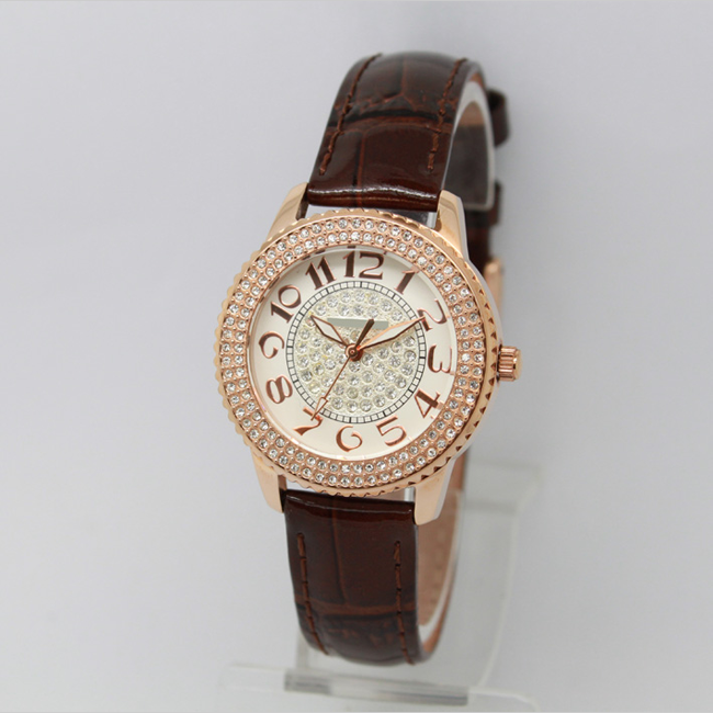Jewelry Round Case Stainless Steel Bracelet Watches For Women , Steel Strap Watch