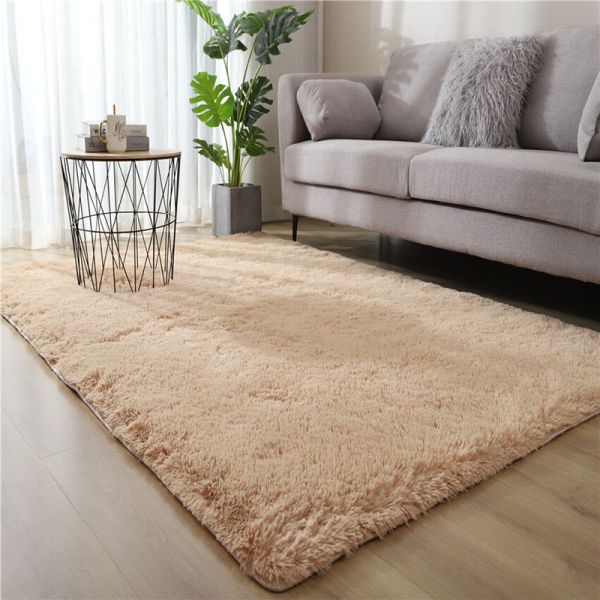Modern Style Polyester Fiber Floor Carpet for Elegant and Comfortable Living Room
