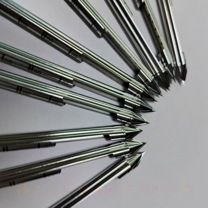 Durable Stainless Steel Rotary Cutter With Double-Edged Needle Design
