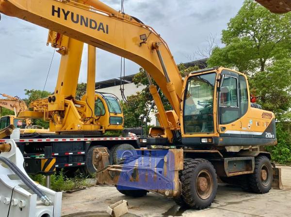 Second Hand Korean Original HYUNDAI 210W-9 Wheeled Excavator 21Ton Heavy Duty Construction Equipment