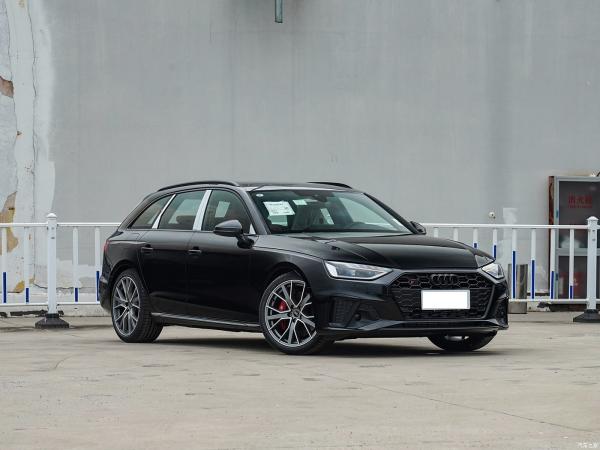 Experience Luxury Family Travel with Audi S4 3.0 TFSI Gasoline Car Euro VI Emission Standard
