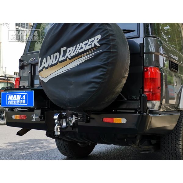 LC76 LC79 TOYOTA Bull Bar Rear Bumper With Fuel Tank And Spare Bracket