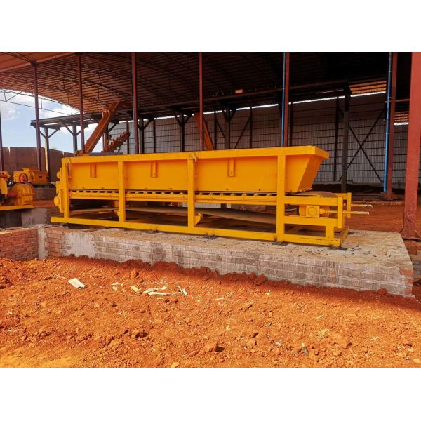 30-70M3/HR Capacidad de la caja de alimentación para la línea de producción de ladrillo