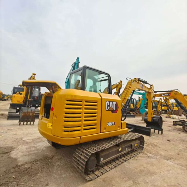 Reliable Secondhand  CAT306E2 6 Ton Excavator 2024 Model Good Condition Fast Delivery Mini Excavator for Sale
