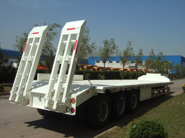 70t 60t 80t brand new china  lowbed Semi-trailer 13m 16m with 4-axles excavator trailer. excavator trailer