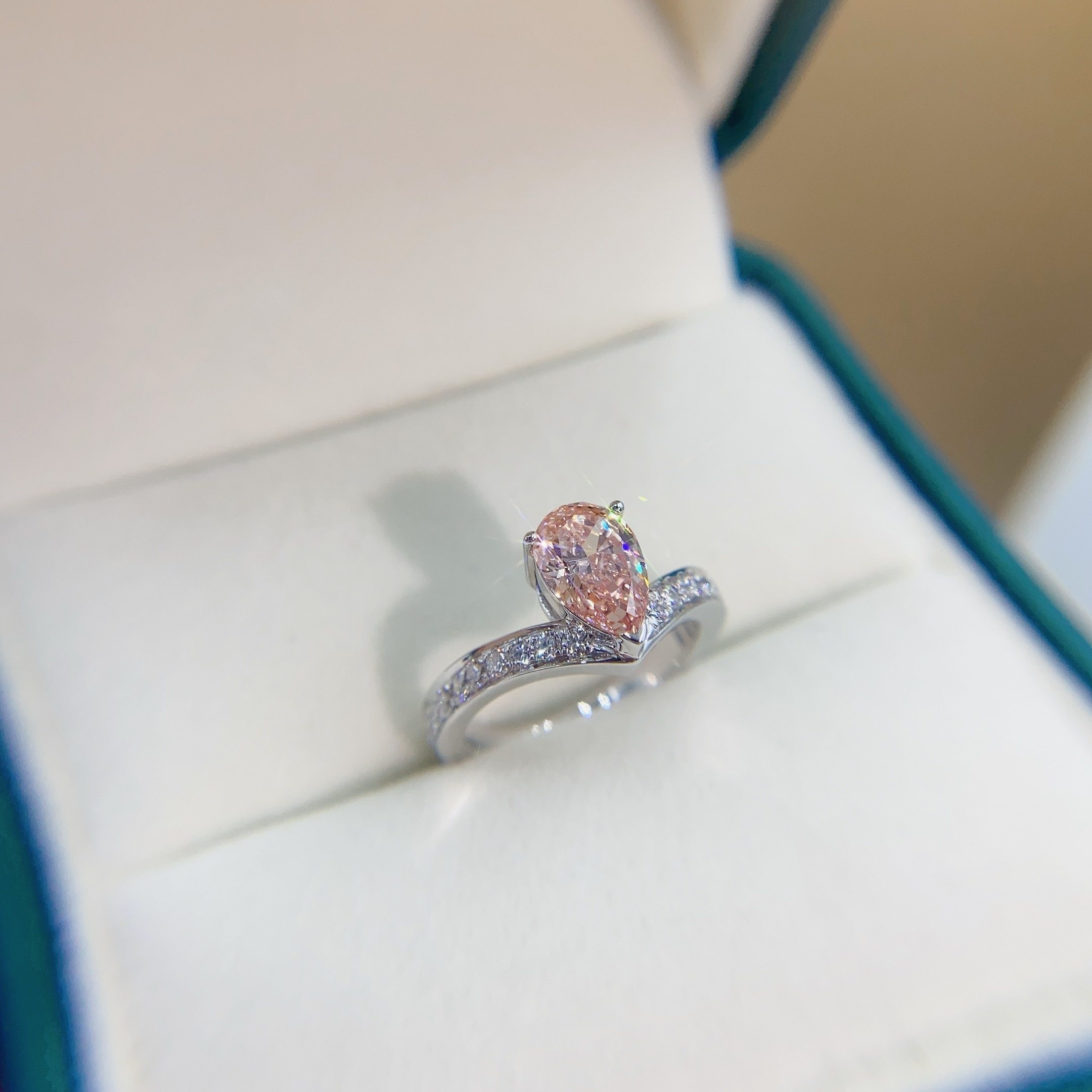 18K White Gold Diamond Ring Collection Customizable Lab Diamond Jewelry with Diamonds