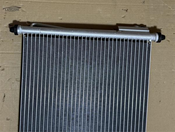 Sistema de refrigeração Nissan Teana 2004-2008 Condensador CA para reparação/reemplaço de peças de automóveis