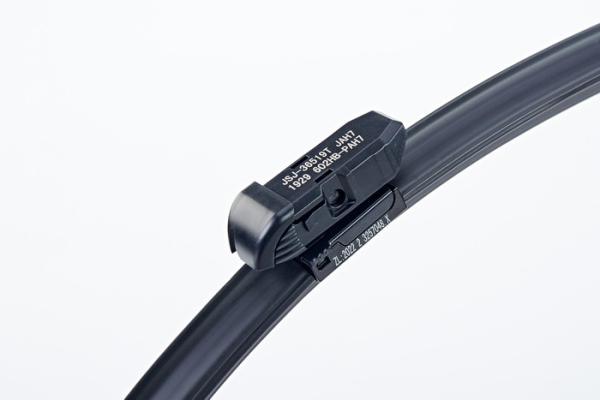 Black Performance Auto Multifunctional Wiper Fast Wiping Highly Flexible Design Universal Compatibility