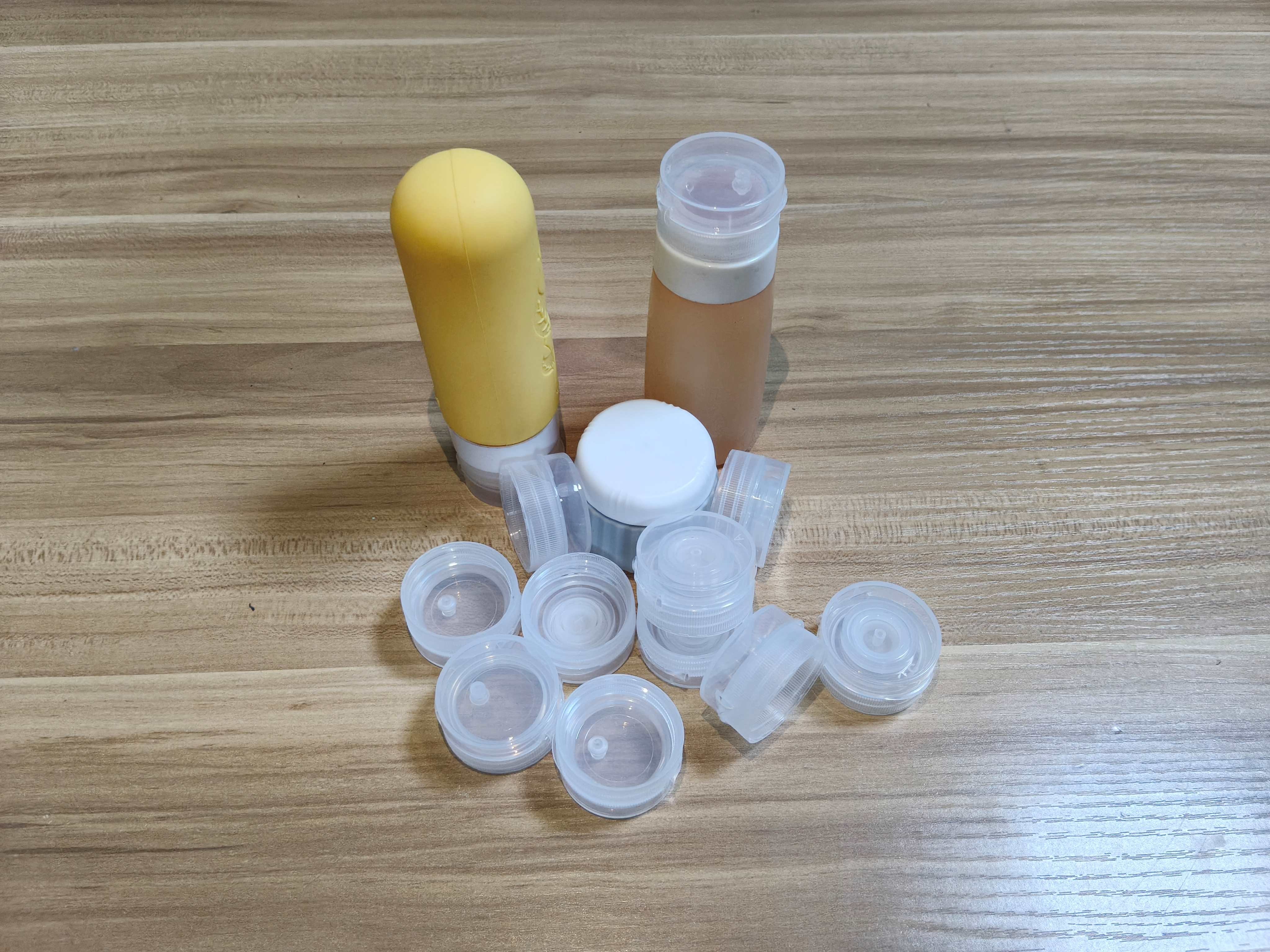 High Accuracy Bottle Cap Injection Molding Flexible Plastic Cap Mould For Household