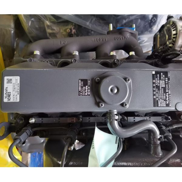 V2403 Black Kubota Diesel Engines With 2,600 Rpm And 34.5 KW