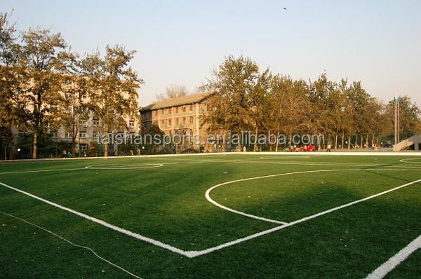 Grama verde artificial de 60 mm em PE Material 12000 Dtex Esportes Astro Turf Para Futebol Futebol