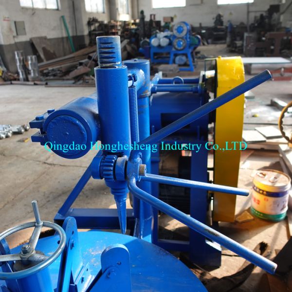 Semi Automatic Rubber Powder Making Machine For Waste Truck Tire Recycling