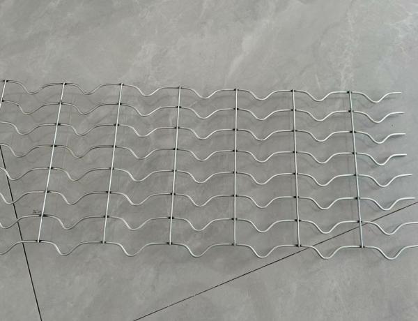 Malla de acero galvanizado soldada para tuberías de 2,8 MM en rollos de alta resistencia