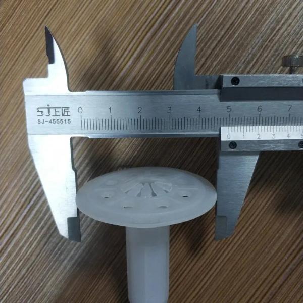 Corrosion Resistant Plastic Wall Insulation Fasteners For Rigid Insulation