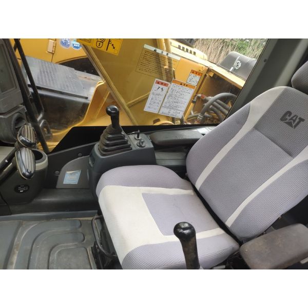 Preowned 23T Excavator with 1.2M Bucket Capacity CAT Engine Spain Showroom