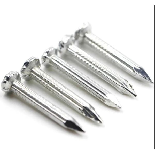 Clavos de hormigón de acero de carbono 55# con embalaje en caja HRC53-57 dureza