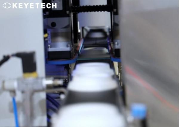 7 caméras Couvercles de tasse à café Système d'inspection de la vision par IA entièrement automatisé Derniers algorithmes d'apprentissage en profondeur par IA Couvre les couvercles Couvre les fermetures