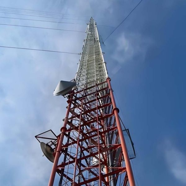 20m-50m Solar Integrated Guyed Wire Tower for Photovoltaic Power Plant Remote Monitoring & Communication
