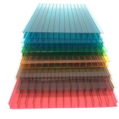 Panneaux de toiture en PC creux verts Panneaux de polycarbonate à parois jumelles colorées