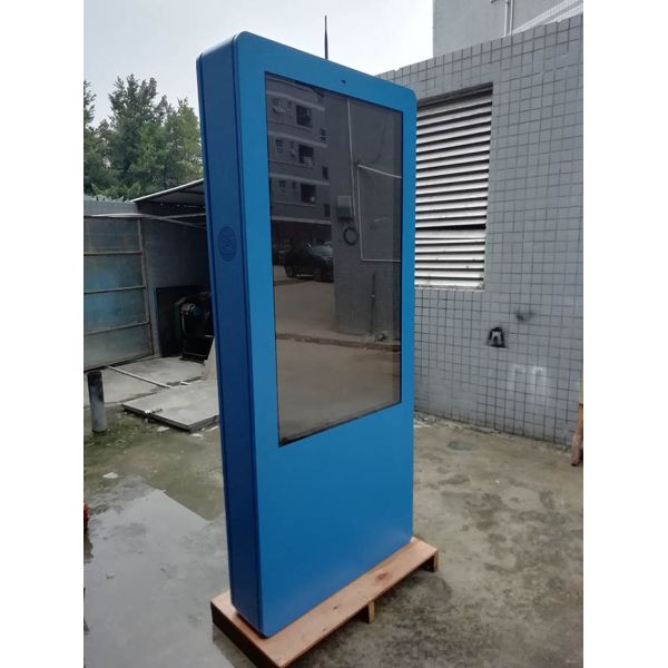 Freestanding 55 inch Readable Waterproof Monitor LCD Digital Advertising Screen Outdoor Digital Display Board