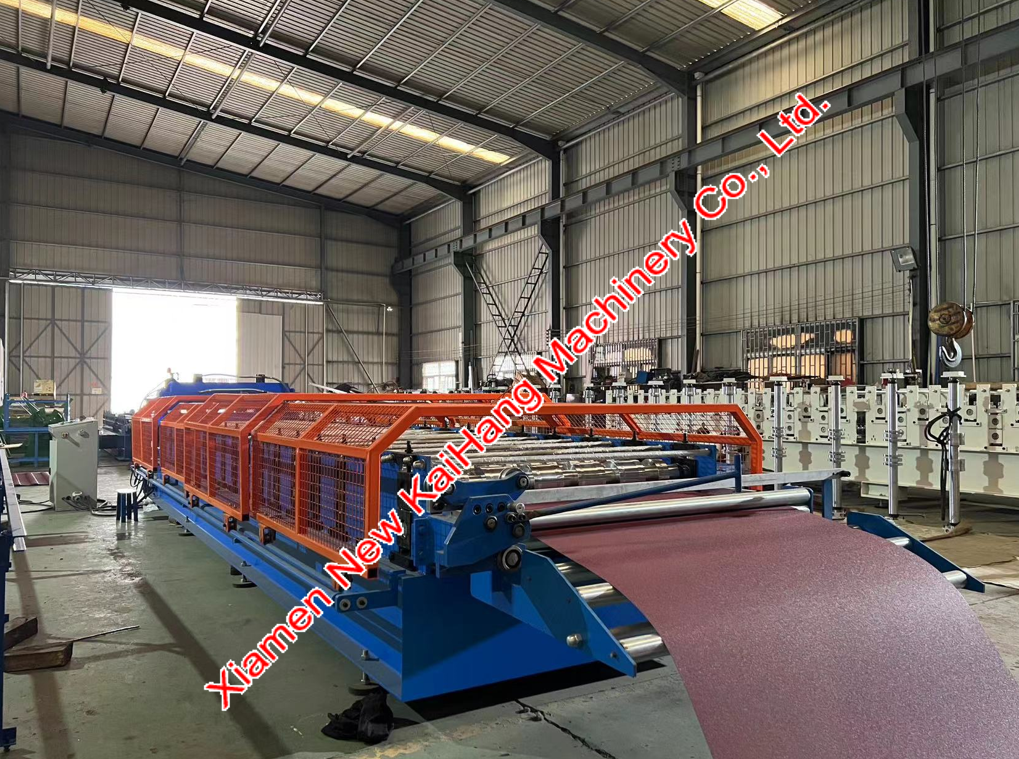 YX22-211-1105 Металлическая крышечная плитка для роликообразования