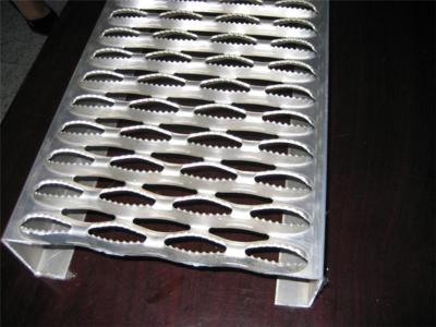 Light Weight Anti Skid Metal Plate Grip Strut Plank Grating For Walkway