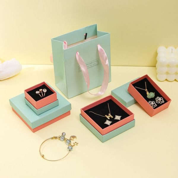 Black Luxury Foam Insert Jewelry Box Paper Packaging Cardboard Jewelry Gift Boxes