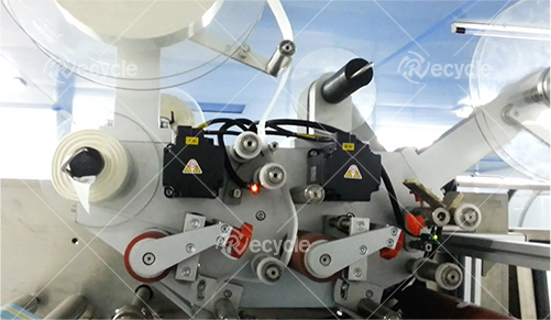 8000 Wipes Production Line Spunlace Material Baby Wet Wipes Folding and Packing Machine