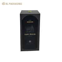 Boîte d'emballage personnalisée XL Boîte cadeau de vin à charnière élégante avec plaque d'immatriculation en métal d'or et support intérieur EVA pour l'emballage en papier noir