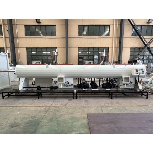 Langbo Plastic Technology High Quality Plastic 16-250mm PVC Pipe Extruder Making Machine