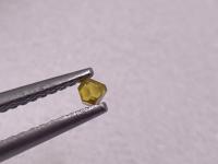 1mm - 4mm Synthetic Monocrystalline Diamond Rough Hpht Diamond Abrasives