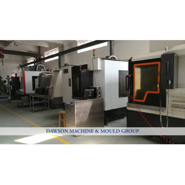 Штранг-прессование выполненное на заказ пластиковое Джерри может дунуть прессформа прессформы