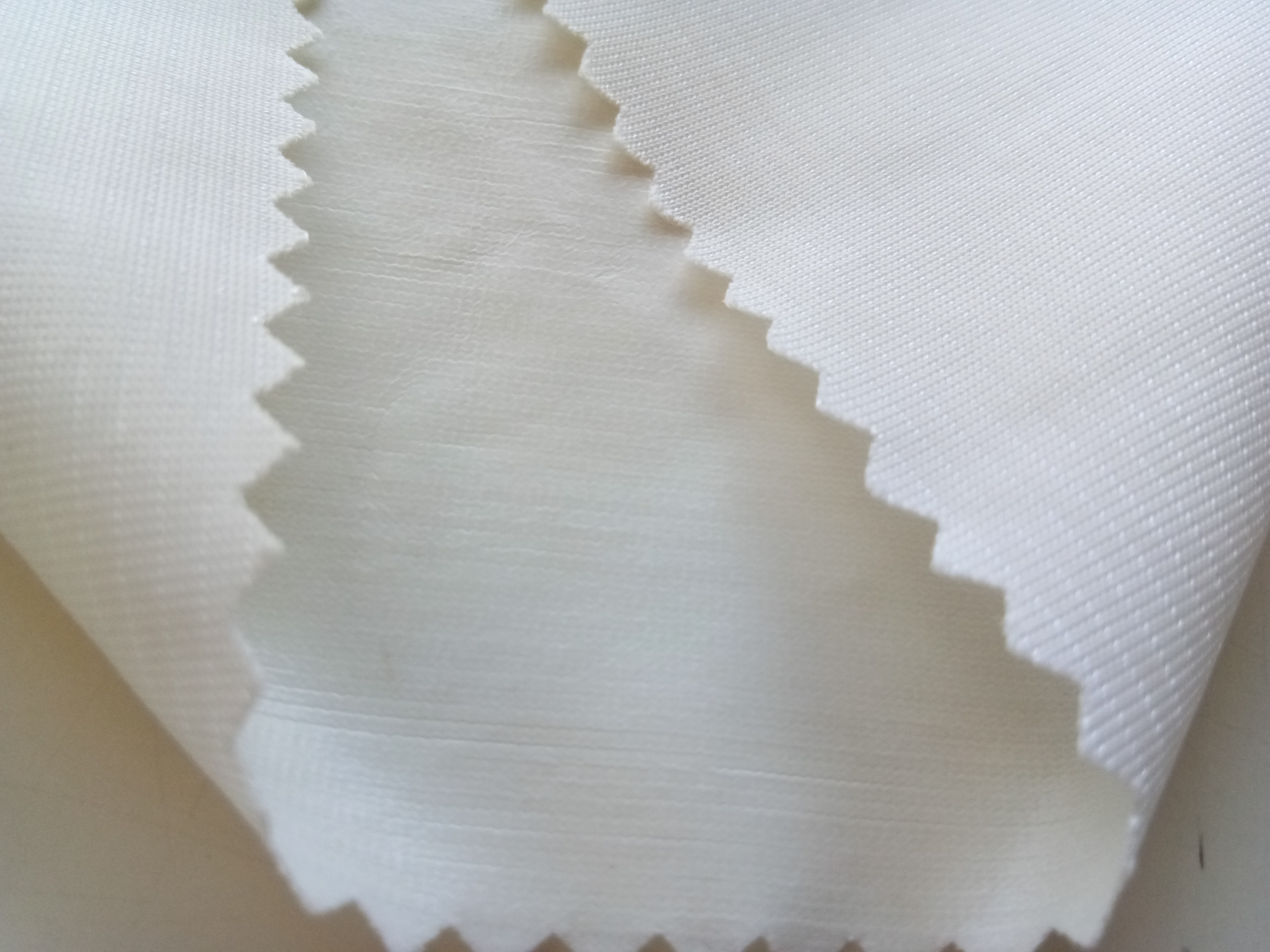 White 100% Nylon Knit Fabric Laminated Mattress Protector Fabric Abrasion Resistance