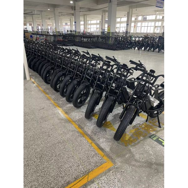 EU Stock Smart Sensor 48v 7 Speed Commuter E-Bike 48v Brushless Motor City Electric Bicycle for Adults From China