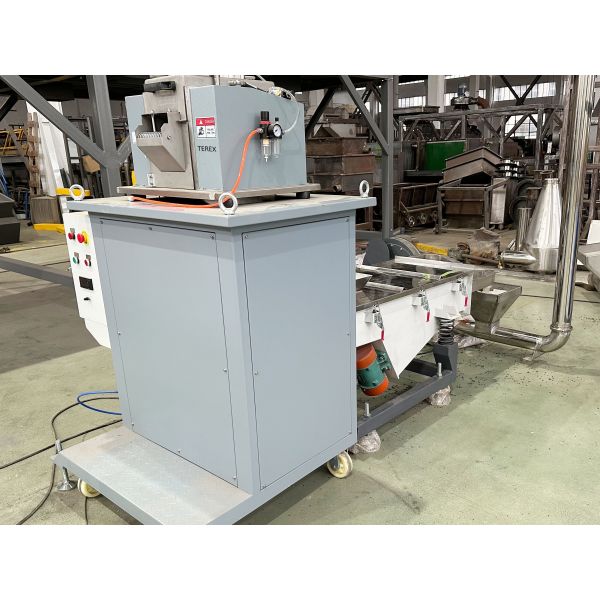 Terex Made Waste Recycling Grinding Hollow Container Plastic Crusher