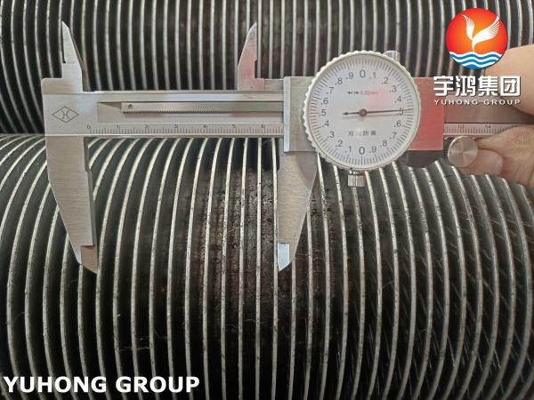 Heat Exchanger ASTM A335 P22 HFW Solid Finned Pipes With 11-13 Cr Fins