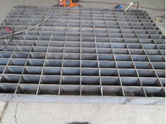 Galvanized Steel Hinged Drain Grating Mild Steel Grating Iron Grating Steel Drainage Cover