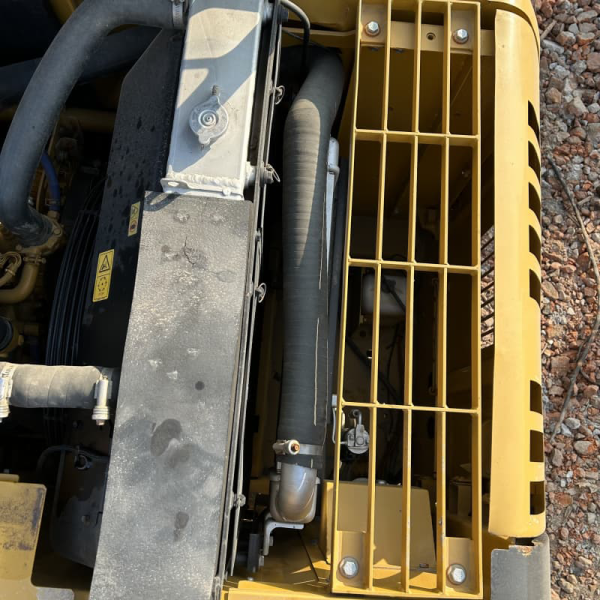 Japan Made Used Excavator 320D2L 2025 20 Ton 112KW Construction Equipment
