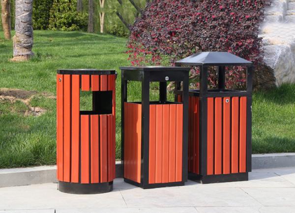Plastic Wood Garbage Sorting Bin Customized Park Outdoor Steel Trash Can