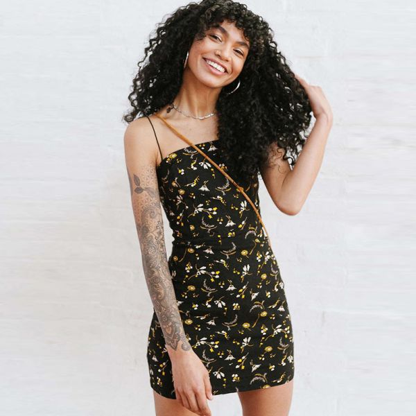 Лето мини платья Бодыкон платья каникул флористической печати бретельки 2018 регулируемое горячее