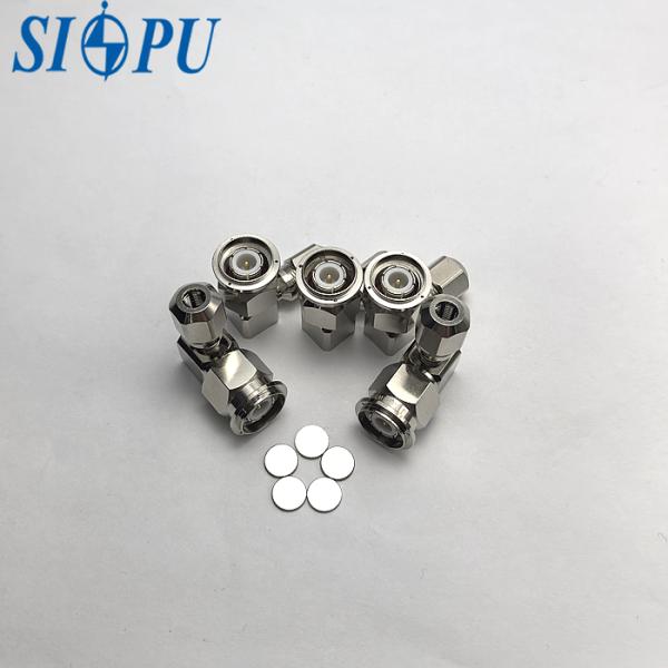 Resistencia de aislamiento ≥5000MΩ Conector coaxial TNC Impedancia característica de 50Ω para una transmisión de señal óptima